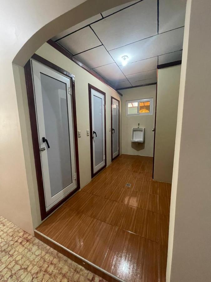 Fenix Hotel & Hostel Утила Екстериор снимка